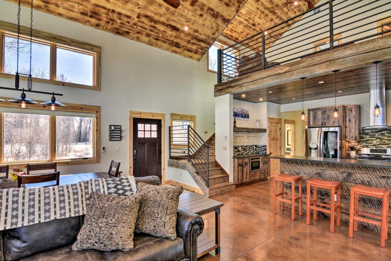 Riverfront Home With Bbq 2 Mi To Downtown Gunnison! Extérieur photo